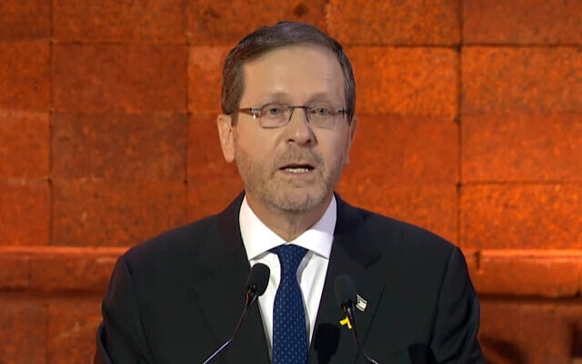 President Isaac Herzog speaks at the Yad Vashem Holocaust Memorial Museum in Jerusalem on the eve of Holocaust Remembrance Day, April 23, 2025. (Yad Vashem / Screenshot)