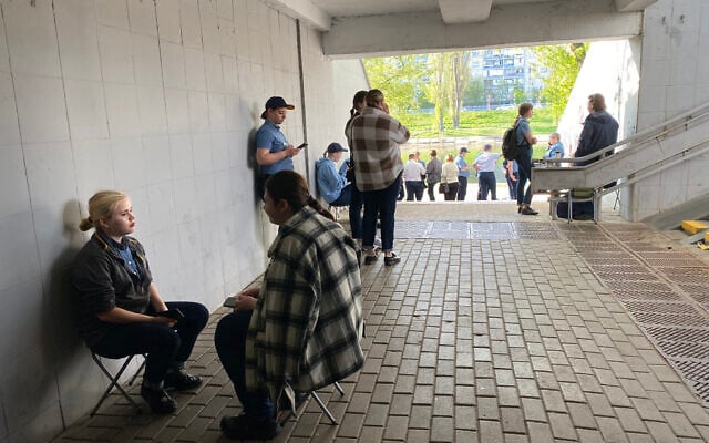 People take shelter in an underpass in Kyiv on April 21, 2025, during an alert warning of a drone attack that started shorty after an announcement of an Easter truce by Russian President Vladimir Putin,amid Russian invasion in Ukraine. (Ania TSOUKANOVA / AFP)