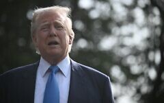 US President Donald Trump speaks to the press as he departs from the South Lawn of the White House in Washington, DC, on April 25, 2025, en route to Joint Base Andrews (Brendan SMIALOWSKI / AFP)