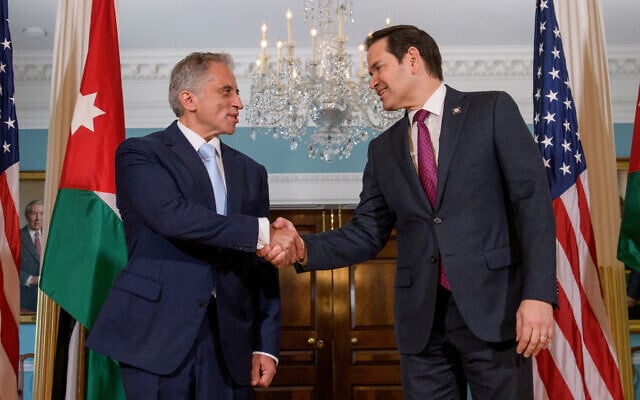 US Secretary of State Marco Rubio, right, shakes hands with Jordanian Prime Minister Jafar Hassan during a photo opportunity at the State Department, Tuesday, April 15, 2025, in Washington. (AP Photo/Rod Lamkey, Jr.) US Secretary of State Marco Rubio, right, shakes hands with Jordanian Prime Minister Jafar Hassan during a photo opportunity at the State Department, Tuesday, April 15, 2025, in Washington. (AP Photo/Rod Lamkey, Jr.)