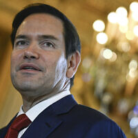 US Secretary of State Marco Rubio looks on as he arrives at France's Ministry of Foreign Affairs for high-level talks to discuss Ukraine and its security in Paris, April 17, 2025. (Julien de Rosa, Pool via AP)