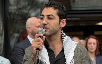 Mohsen Mahdawi speaks outside the courthouse after a US judge released the Palestinian student activist on April 30, 2025 in Burlington, Vermont.  (AP Photo/Amanda Swinhart)