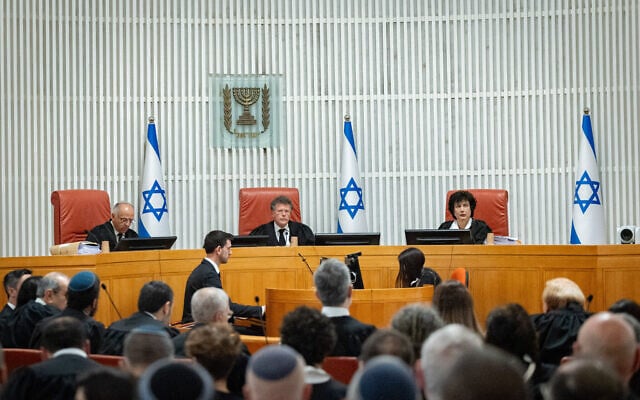 A court hearing on petitions against the firing of Shin Bet chief Ronen Bar at the Supreme Court in Jerusalem, April 8, 2025. (Yonatan Sindel/Flash90) A court hearing on petitions against the firing of Shin Bet chief Ronen Bar at the Supreme Court in Jerusalem, April 8, 2025. (Yonatan Sindel/Flash90)