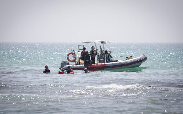 Search and rescue teams search for a diver who went missing after he was attacked by sharks near the beach in Hadera, April 22, 2025. (Tal Gal/FLASH90)