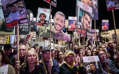 A rally calling for the release of Israelis held hostage by Hamas terrorists in Gaza, at Hostages Square in Tel Aviv, April 26, 2025. (Avshalom Sassoni/ Flash90)