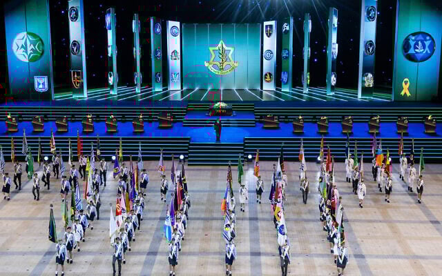 A rehearsal for the 77th Independence Day ceremony, filmed at Mount Herzl, Jerusalem, April 28, 2025. The recorded rehearsal for the ceremony was in fact broadcast on the evening of April 30, at the start of Independence Day, in place of the intended live event, which was canceled because of wildfires raging around Jerusalem. (Yonatan Sindel/Flash90)