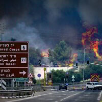 View of a massive wildfire near Latrun, on the outskirts of Jerusalem, April 30, 2025. (Oren Ben Hakoon/Flash90)