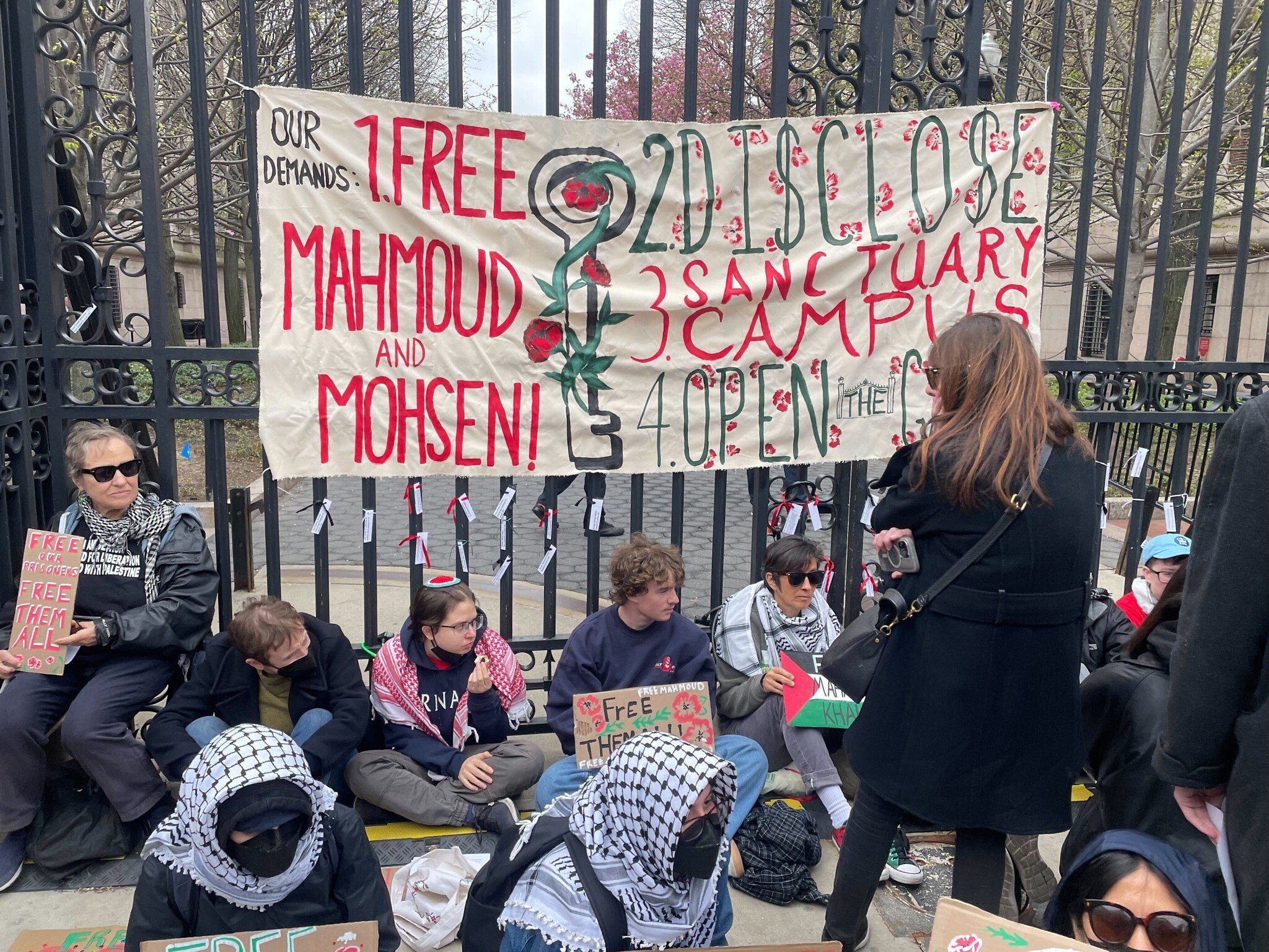 Columbia Protesters Demand Release, Sanctuary Campus