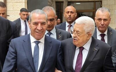 The deputy chairman of the PLO, Hussein al-Sheikh, alongside the chairman, who also serves as President of the Palestinian Authority, Mahmoud Abbas, April 24, 2025. (X; used in accordance with Clause 27a of the Copyright Law)