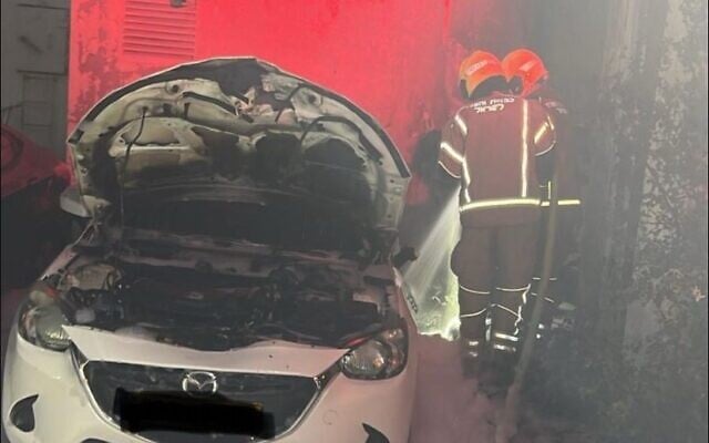 A burnt out car at the scene of a fire in Ashdod, April 7, 2025. (Fire and Rescue Services) A burnt out car at the scene of a fire in Ashdod, April 7, 2025. (Fire and Rescue Services)