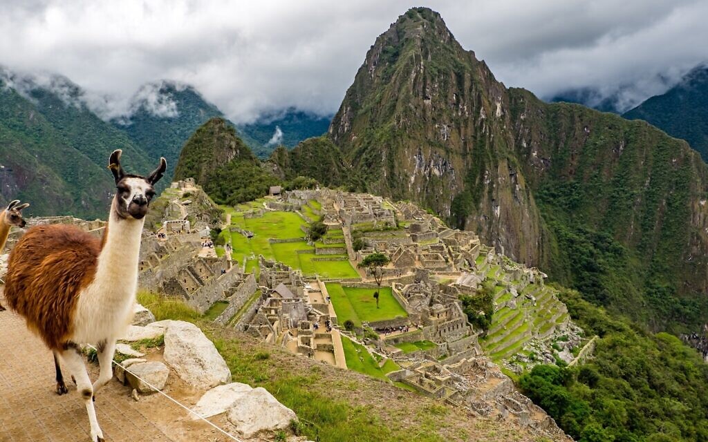 Explore Machu Picchu on a Glatt-Kosher luxury tour with David and Adina Lebor