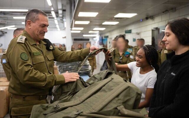 IDF Chief of Staff Lt. Gen. Eyal Zamir meets with female surveillance soldiers at the Tel Hashomer induction center, April 6, 2025. (Israel Defense Forces) IDF Chief of Staff Lt. Gen. Eyal Zamir meets with female surveillance soldiers at the Tel Hashomer induction center, April 6, 2025. (Israel Defense Forces)