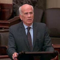 Senator Peter Welch (D) of Vermont addresses the US Senate during a debate on Gaza aid, Washington DC, May 20, 2025. (Screenshot / X)