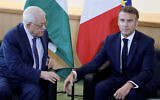 French President Emmanuel Macron (R) meets with PA President Mahmoud Abbas on the sidelines of the 79th Session of the United Nations General Assembly in New York on September 25, 2024. (Ludovic MARIN / AFP)