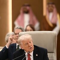 US President Donald Trump addresses a meeting with Gulf leaders of the six-nation Gulf Cooperation Council (GCC) in Riyadh on May 14, 2025. (Brendan SMIALOWSKI / AFP)