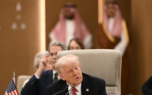 US President Donald Trump addresses a meeting with Gulf leaders of the six-nation Gulf Cooperation Council (GCC) in Riyadh on May 14, 2025. (Brendan SMIALOWSKI / AFP)