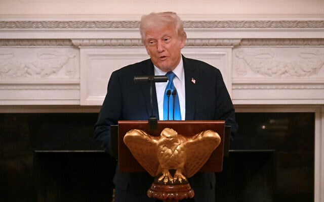 US President Donald Trump speaks during a Kennedy Center Board dinner in the State Dining Room of the White House in Washington, DC, on May 19, 2025. (Jim WATSON / AFP)