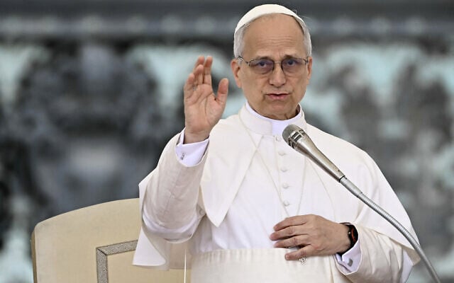 Pope Leo XIV blesses the crowd at the end of his first weekly general audience at St Peter's Square in The Vatican on May 21, 2025. (Filippo MONTEFORTE / AFP) Pope Leo XIV blesses the crowd at the end of his first weekly general audience at St Peter's Square in The Vatican on May 21, 2025. (Filippo MONTEFORTE / AFP)