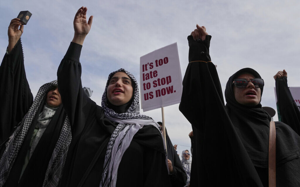 Demonstrators chant slogans during their pro-Palestinian, anti-Israel gathering in Tehran, Iran, May 2, 2025. (AP Photo/Vahid Salemi) Demonstrators chant slogans during their pro-Palestinian, anti-Israel gathering in Tehran, Iran, May 2, 2025. (AP Photo/Vahid Salemi)