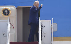 US President Donald Trump boards Air Force One at Joint Base Andrews, Md., on his way to Riyadh, Saudi Arabia, Monday, May 12, 2025. (AP Photo/Manuel Balce Ceneta)