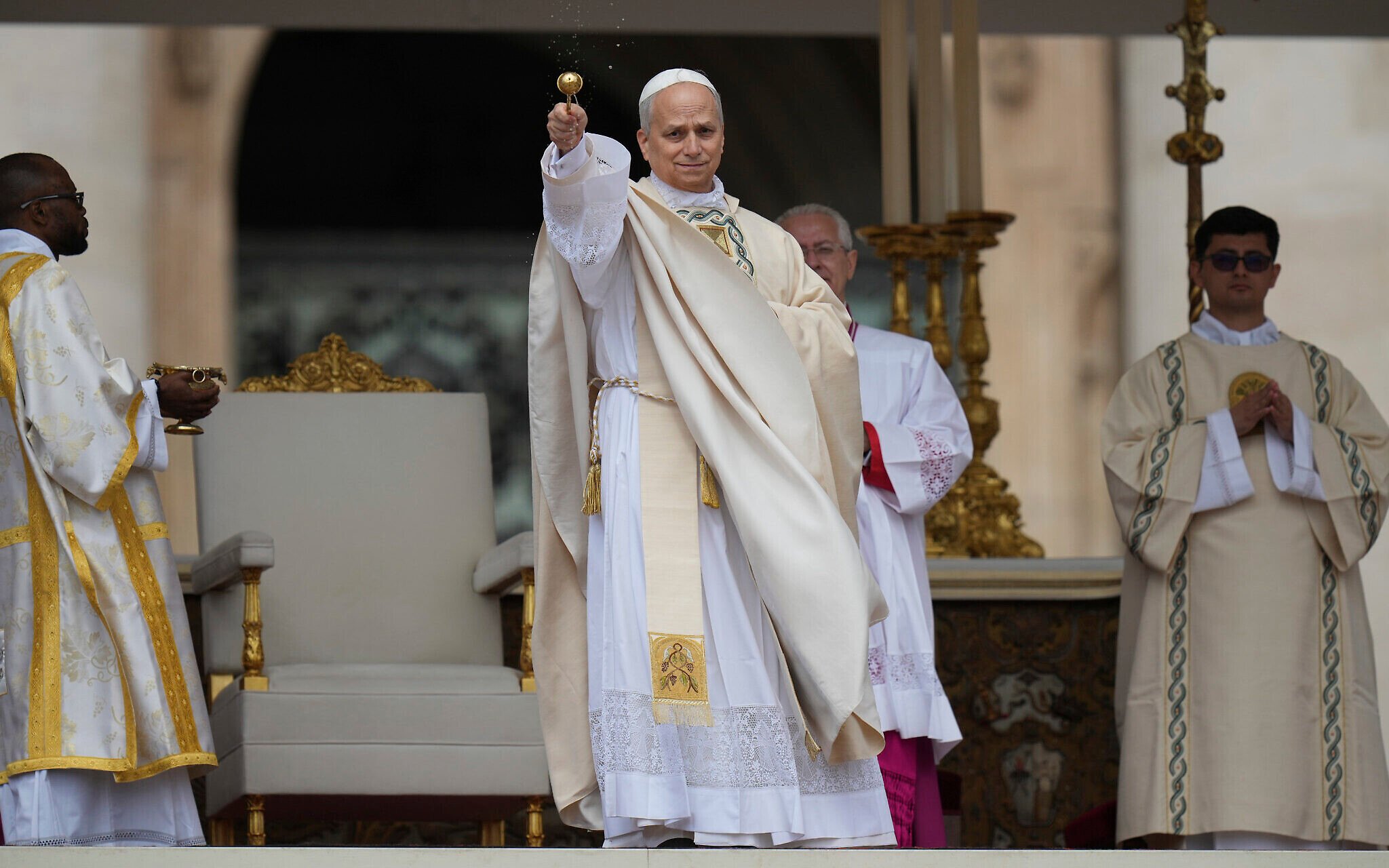 Herzog Attends Vatican, Plans Paris Hostage Talks