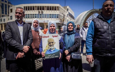 Palestinians take part in a protest in support of Palestinian prisoners held in Israeli jails, in the West Bank city of Hebron on April 17, 2025. (Wisam Hashlamoun/Flash90)