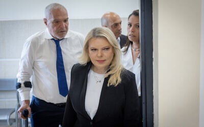 Sara Netanyahu, wife of Prime Minister Benjamin Netanyahu, arrives for a court hearing in Jerusalem on May 5, 2025. (Chaim Goldberg/Flash90)
