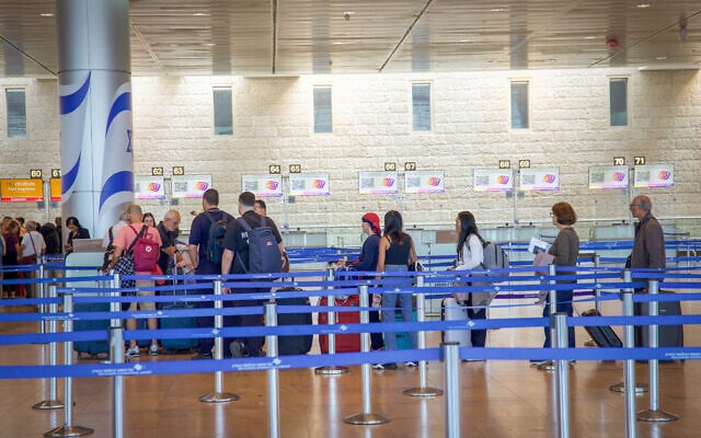 Travelers lining up to check in for flights at Ben Gurion Airport, May 7, 2025. (Nati Shohat/Flash90) Travelers lining up to check in for flights at Ben Gurion Airport, May 7, 2025. (Nati Shohat/Flash90)