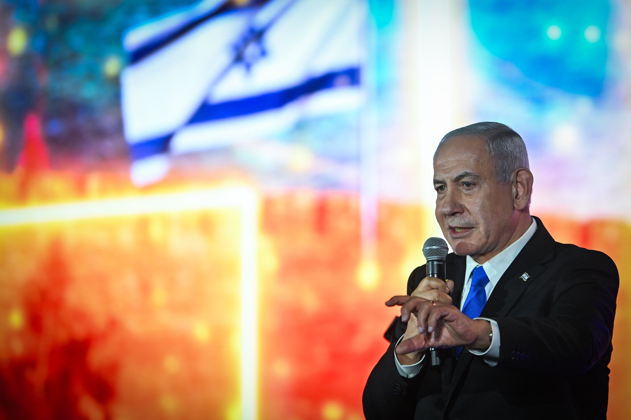 NextImg:Hostage families fume at PM for suggesting deal imminent, before walking back remark