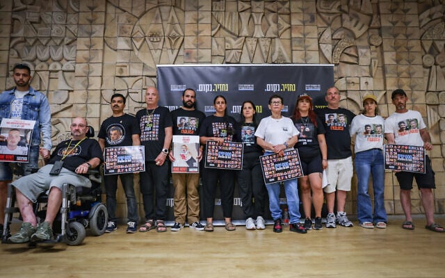 Former hostages, and relatives of hostages, at a press conference in Tel Aviv, marking 600 days of the hostages' captivity, May 28, 2025 (Miriam Alster/Flash90) Former hostages, and relatives of hostages, at a press conference in Tel Aviv, marking 600 days of the hostages' captivity, May 28, 2025 (Miriam Alster/Flash90)