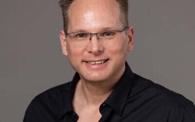 Prof. Guy Hochman is a behavioral scientist and head of the MA program in Behavioral Economics at Reichman University - Photo credit Gilad Kavalerchik Prof. Guy Hochman is a behavioral scientist and head of the MA program in Behavioral Economics at Reichman University - Photo credit Gilad Kavalerchik