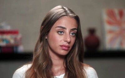 Former hostage Mia Schem during an interview on Channel 12 news, May 3, 2025. (Channel 12 screenshot)