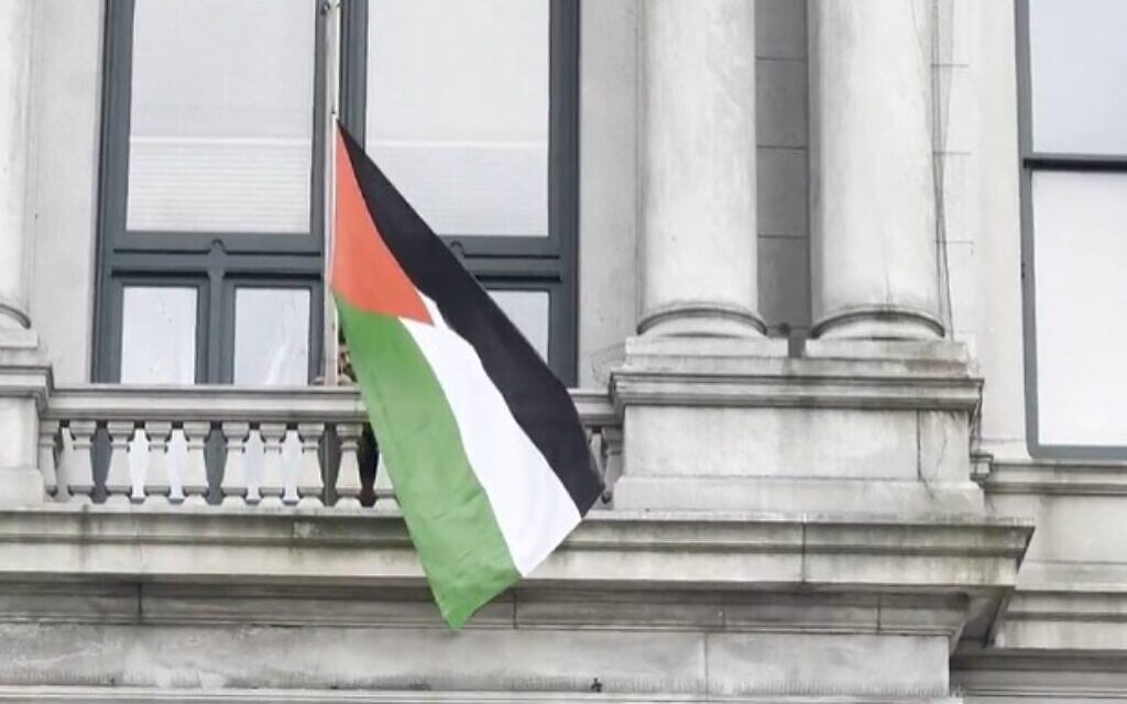 Jewish mayor of Providence ‘disheartened’ by Palestinian flag flown at City Hall