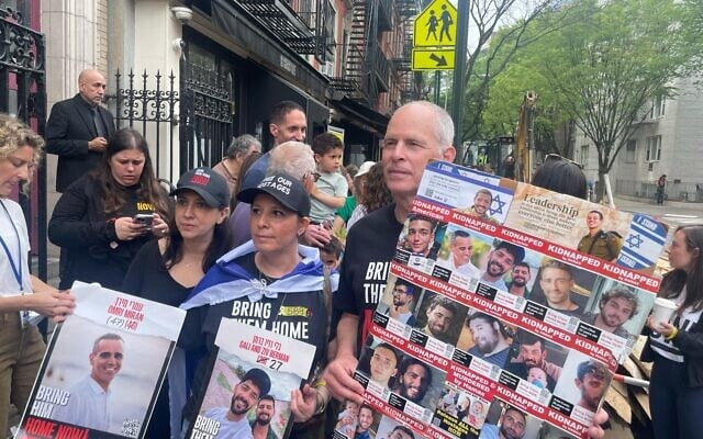 Freed hostage Keith Siegel hosts a pancake pop-up in New York Soho neighborhood on May 16, 2025 (Jessica Steinberg/Times of Israel) Freed hostage Keith Siegel hosts a pancake pop-up in New York Soho neighborhood on May 16, 2025 (Jessica Steinberg/Times of Israel)