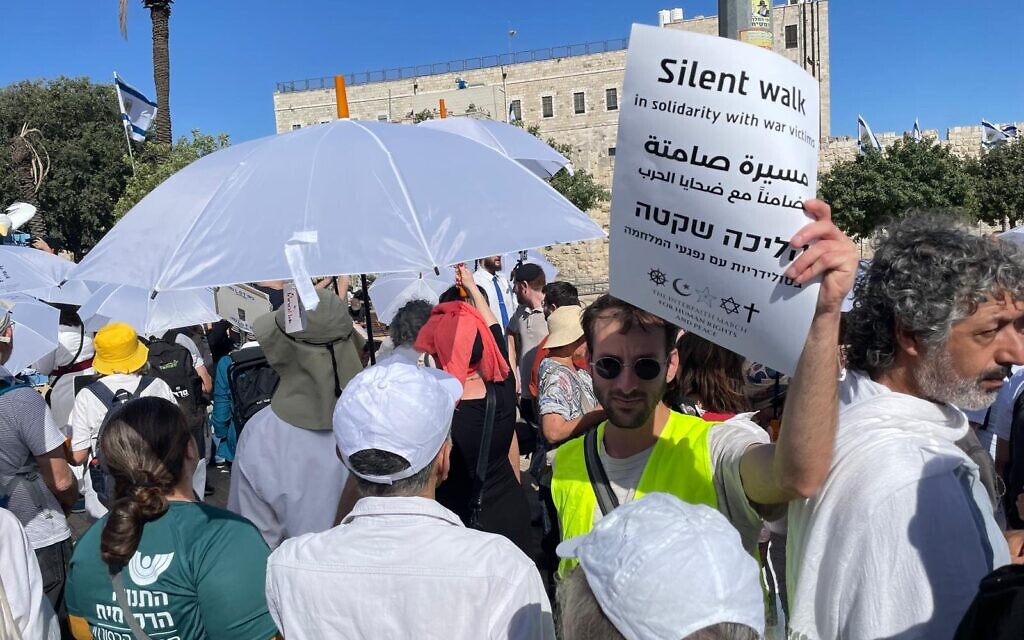 Hundreds take part in an interfaith march for peace in Jerusalem on May 28, 2025. (Rossella Tercatin/Times of Israel) Hundreds take part in an interfaith march for peace in Jerusalem on May 28, 2025. (Rossella Tercatin/Times of Israel)