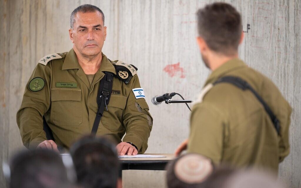 IDF Chief of Staff Lt. Gen. Eyal Zamir meets with reservists at the Tze'elim training base in southern Israel, May 14, 2025. (Israel Defense Forces)