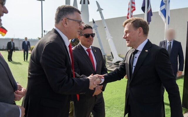Foreign Minister Gideon Sa'ar greets his German counterpart Johann Wadephul at the Defense Ministry’s Directorate of Defense, Research and Development during his visit to Israel, May 11, 2025. (Defense Ministry) Foreign Minister Gideon Sa'ar greets his German counterpart Johann Wadephul at the Defense Ministry’s Directorate of Defense, Research and Development during his visit to Israel, May 11, 2025. (Defense Ministry)