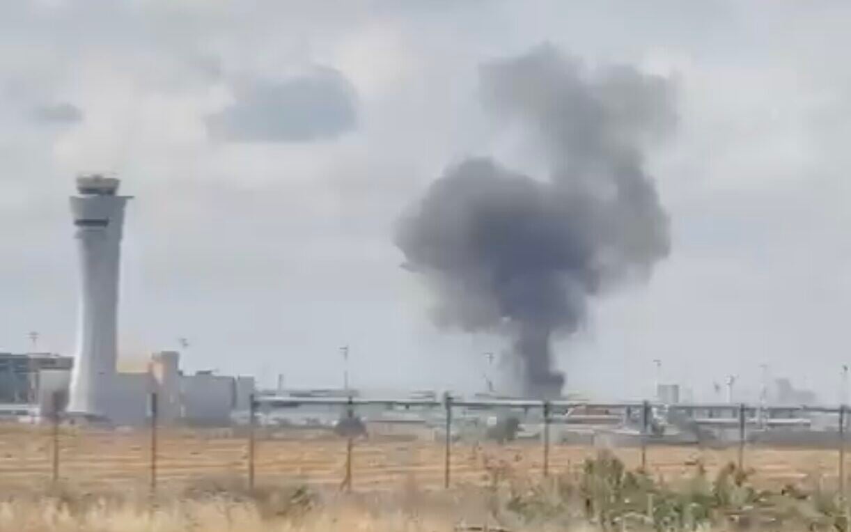 Houthi Missile Strikes Near Ben Gurion Airport, Injures One