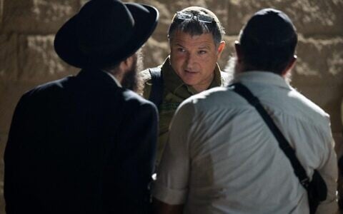 Maj. Gen. David Zini meets with ultra-Orthodox conscripts during a conference at the Glilot Base near Tel Aviv, November 17, 2024. (Israel Defense Forces)