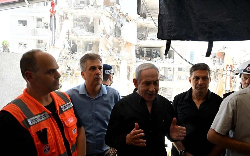 Netanyahu, at site of deadly Bat Yam missile strike, vows Iran to pay ‘very heavy price’ Netanyahu, at site of deadly Bat Yam missile strike, vows Iran to pay ‘very heavy price’