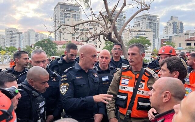 Central District police commander Yair Hetzroni at the scene of an Iranian missile impact in Petah Tikva on June 15, 2025. (Israel Police)