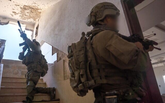 IDF troops operate in northern Gaza's Jabalia, in a handout photo published on June 17, 2025. (Israel Defense Forces) IDF troops operate in northern Gaza's Jabalia, in a handout photo published on June 17, 2025. (Israel Defense Forces)