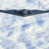 Illustrative: A B-2 Stealth Bomber flies somewhere over the state of Missouri, October 30, 2002. (TIM SLOAN / AFP)