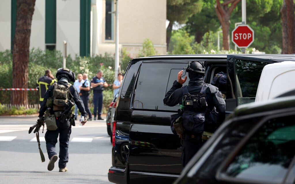 France boosts security around Israeli, Jewish, American sites due to Iran conflict