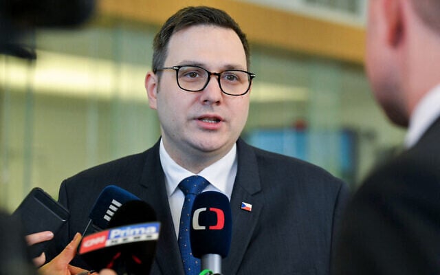 Czech Republic's Foreign Minister Jan Lipavsky addresses media during a final press conference as part of the meeting of North Atlantic Treaty Organization (NATO) Ministers of Foreign Affairs at NATO's headquarters in Brussels on April 4, 2025 (NICOLAS TUCAT / AFP)