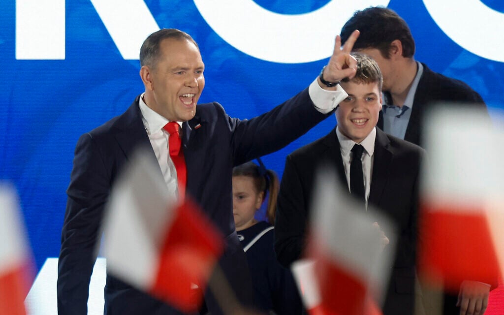Conservative Holocaust revisionist Karol Nawrocki wins Polish presidential election