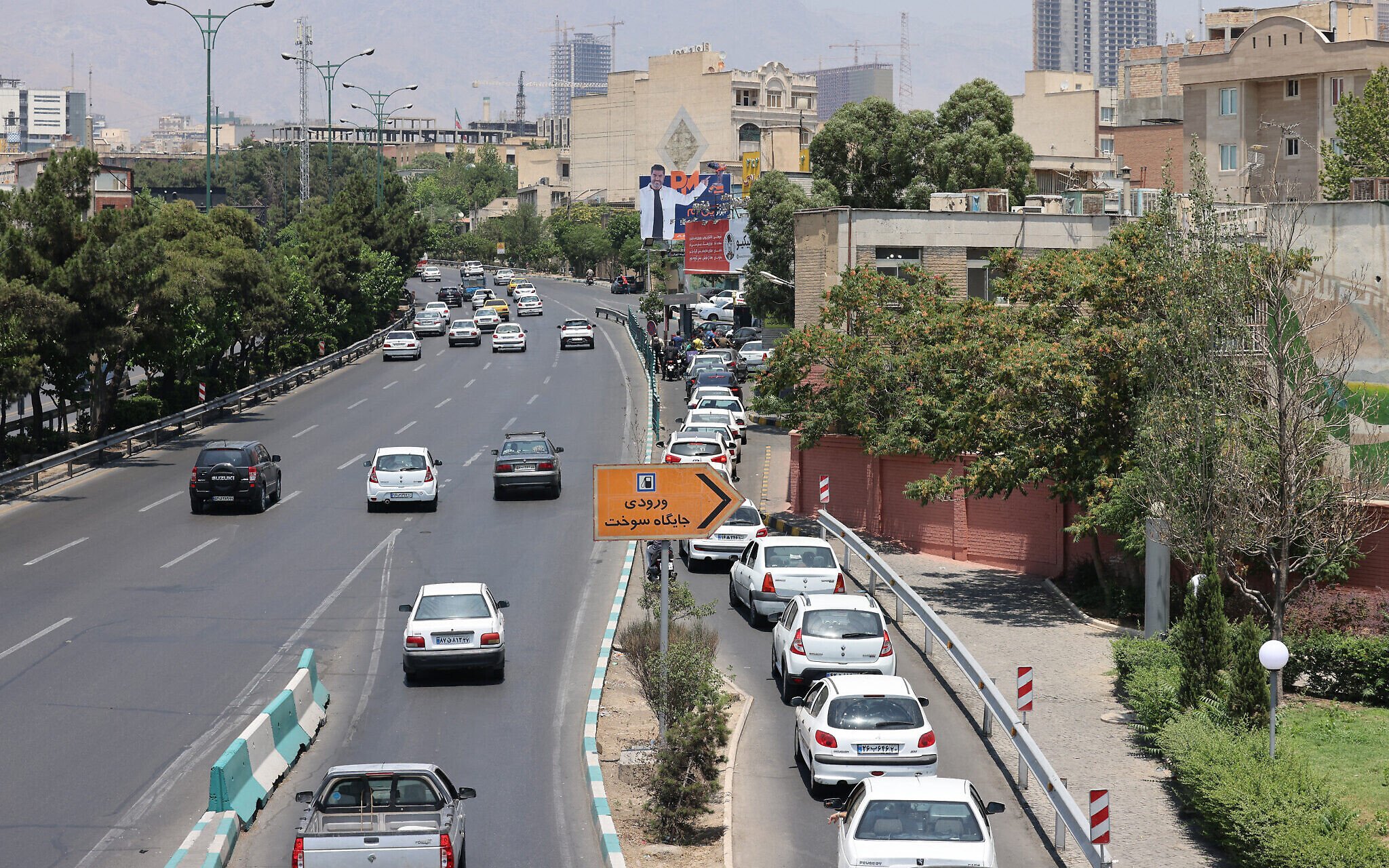 NextImg:Tehran roads reportedly gridlocked as some seek to flee to rural north