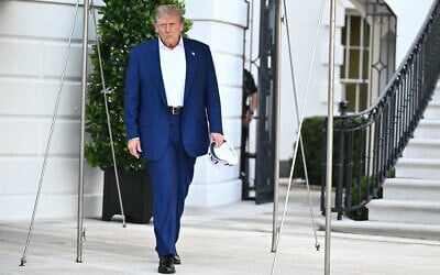 US President Donald Trump walks to board Marine One before departing from the South Lawn of the White House in Washington, DC, on June 24, 2025, to attend the NATO's Heads of State and Government summit in The Hague. (Mandel NGAN / AFP)