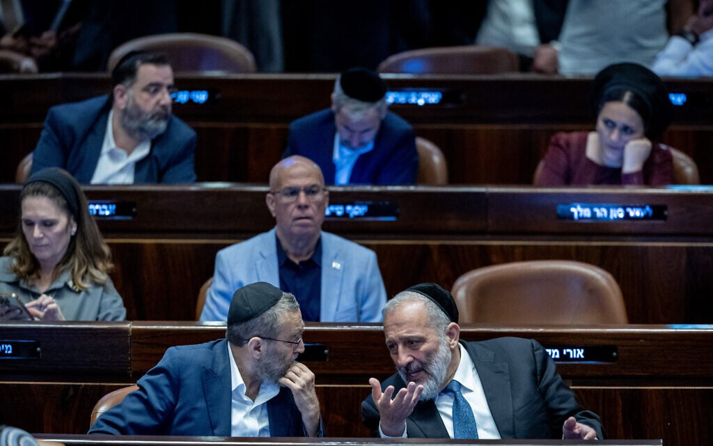 Despite harsh rhetoric, Shas still seeks to avoid dissolution of Knesset