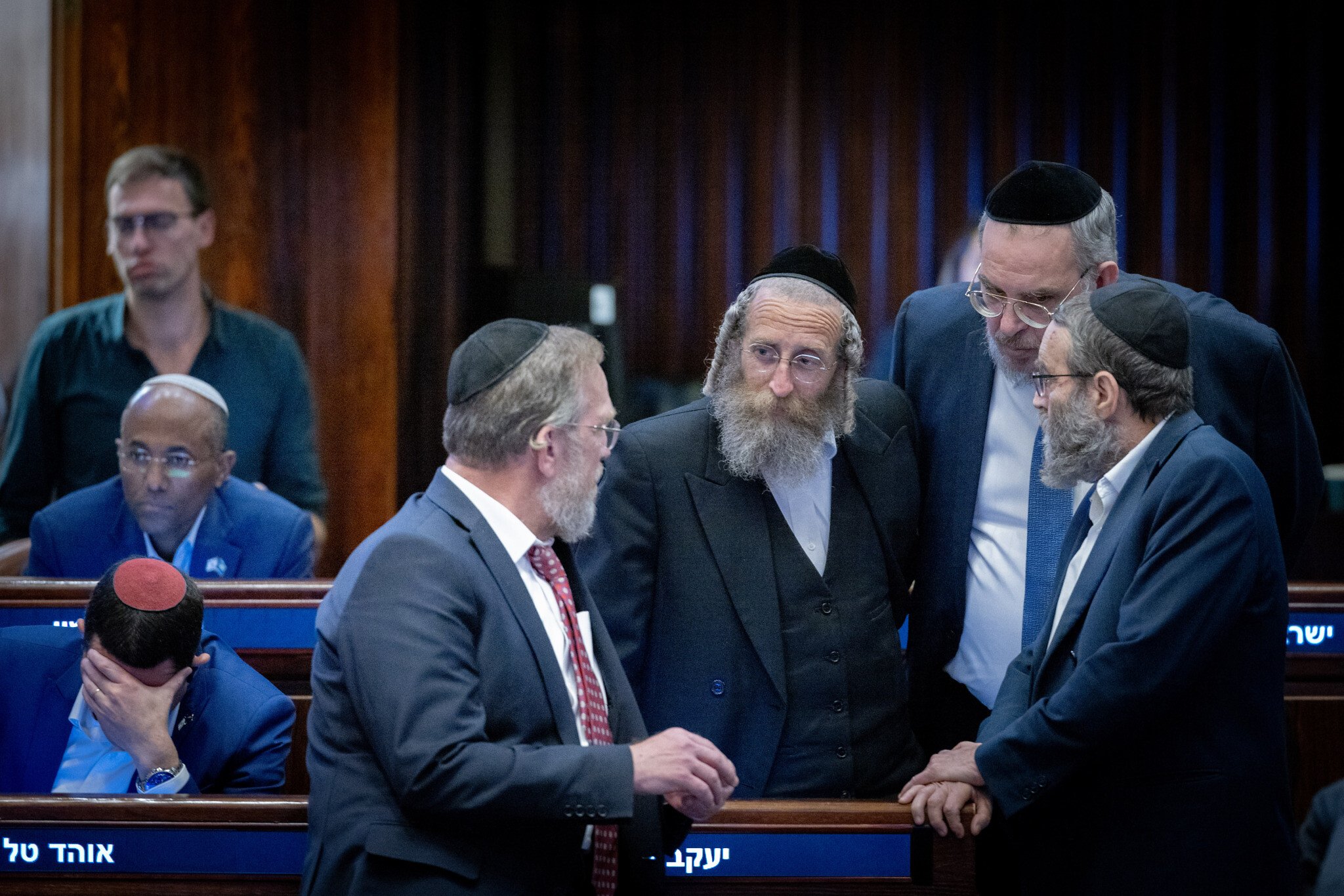 Ultra-Orthodox Lawmakers Threaten Exit, Jeopardize Netanyahu Government